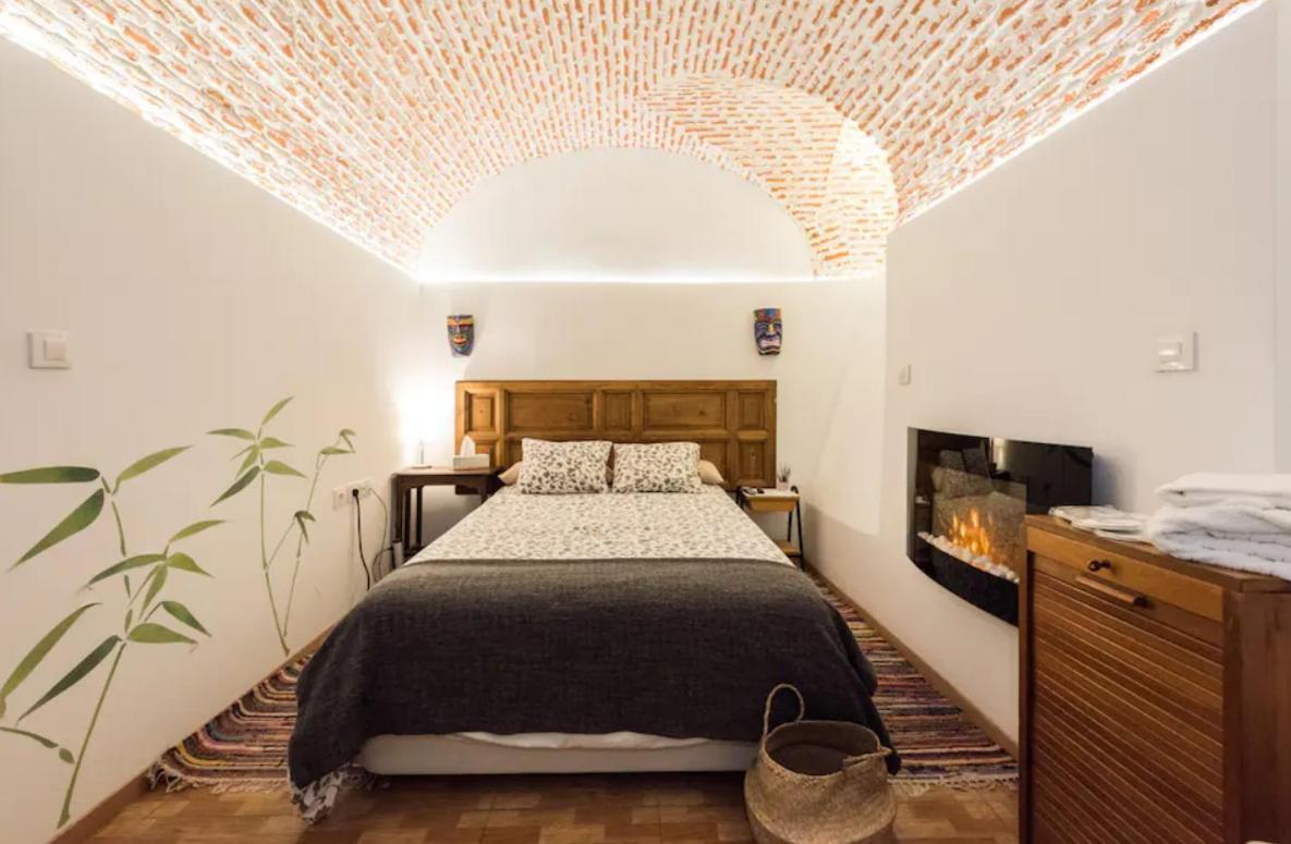 Encomienda Guest House Madrid Extérieur photo