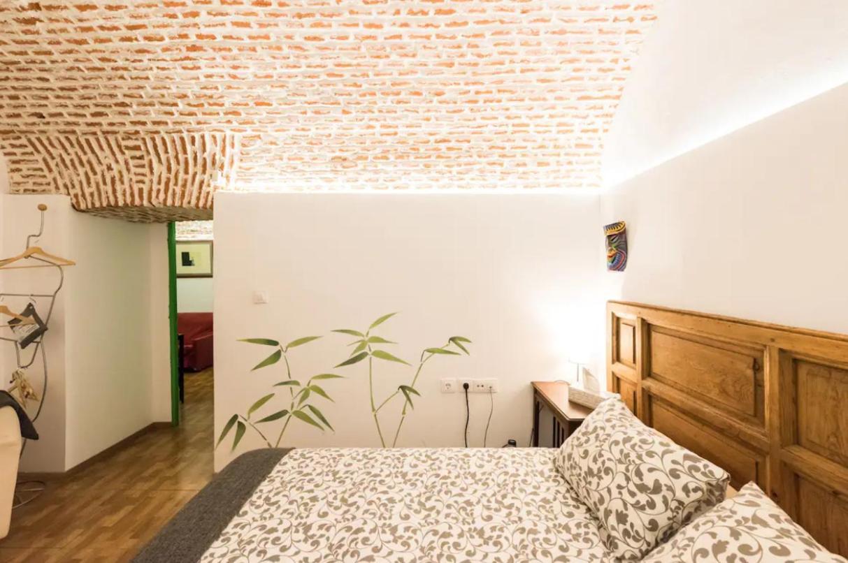 Encomienda Guest House Madrid Extérieur photo