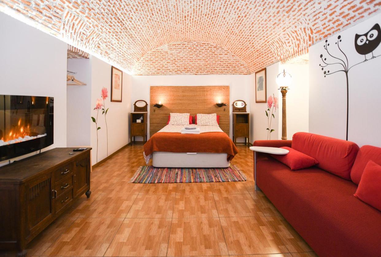 Encomienda Guest House Madrid Extérieur photo