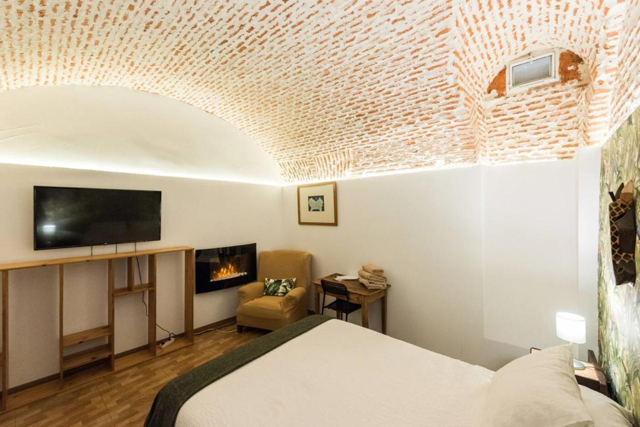 Encomienda Guest House Madrid Extérieur photo