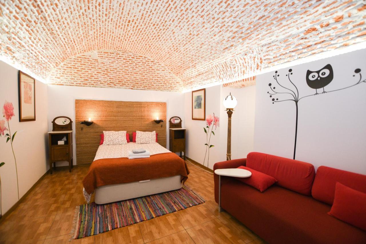 Encomienda Guest House Madrid Extérieur photo