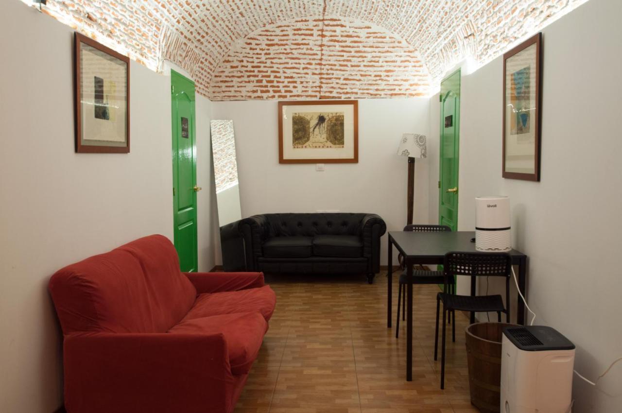 Encomienda Guest House Madrid Extérieur photo
