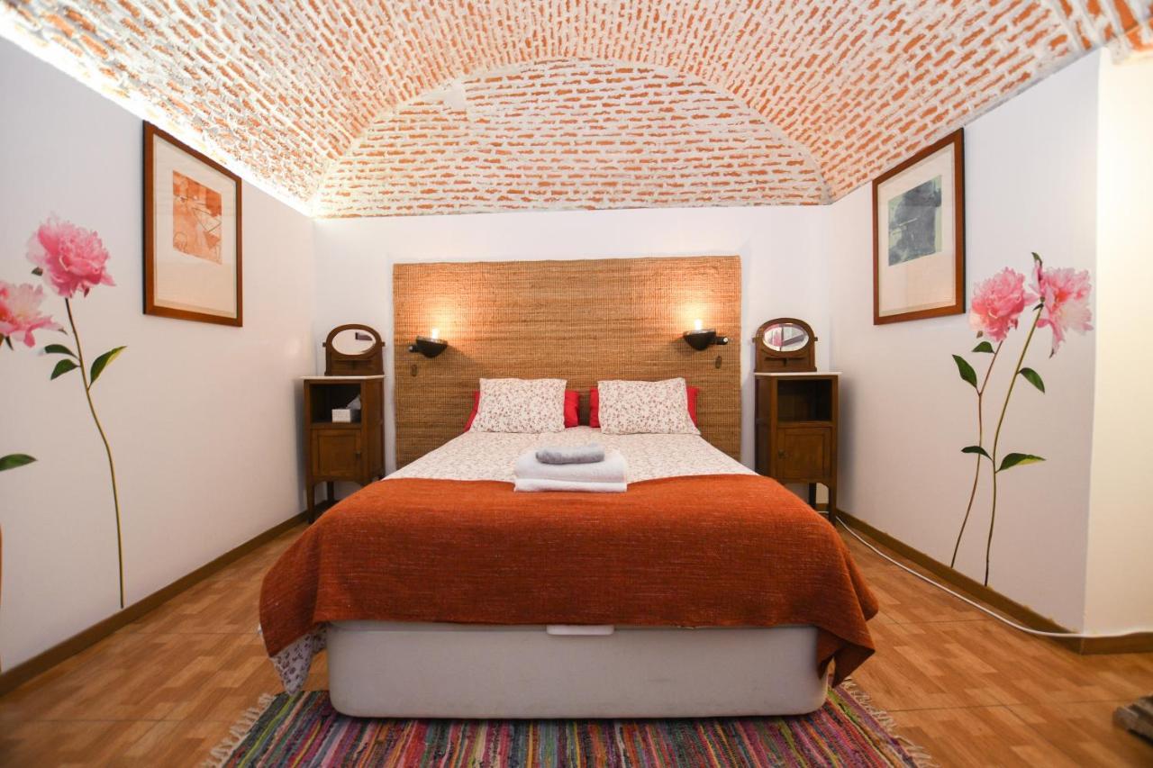 Encomienda Guest House Madrid Extérieur photo