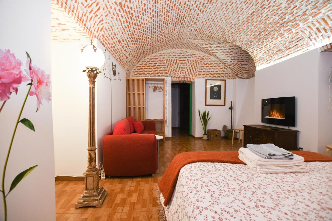 Encomienda Guest House Madrid Extérieur photo